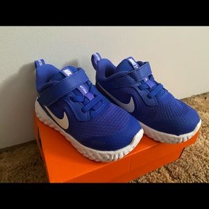 Nike kids shoes 👟 size 7c